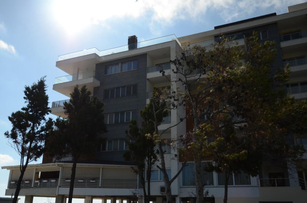 West Beach Apartment Durrës Eksteriør bilde