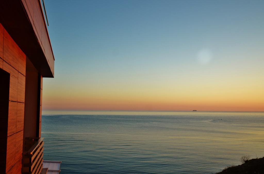 West Beach Apartment Durrës Eksteriør bilde