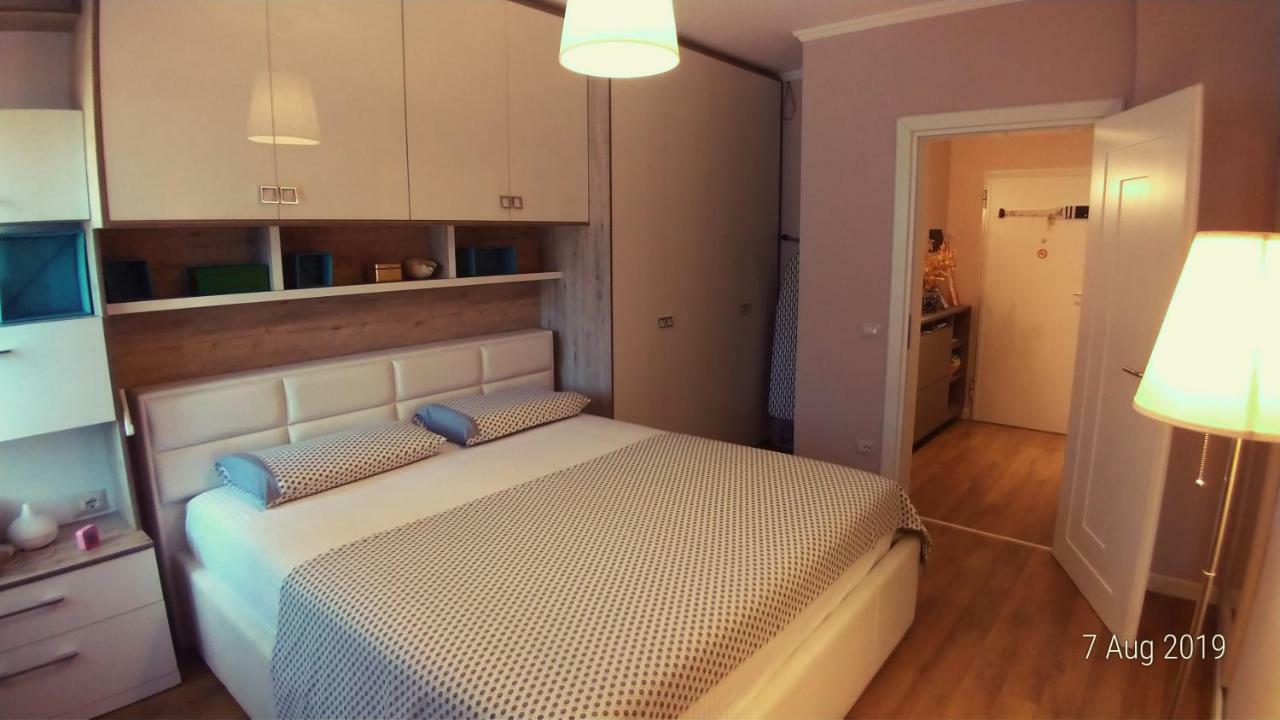 West Beach Apartment Durrës Eksteriør bilde
